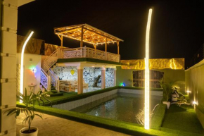 Discover 8-Bedrooms Lakeside Apartment Living Free WiFi And Well Secured